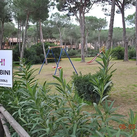 Nyaraló Pineta Sul Mare A Due Passi Dal Village *